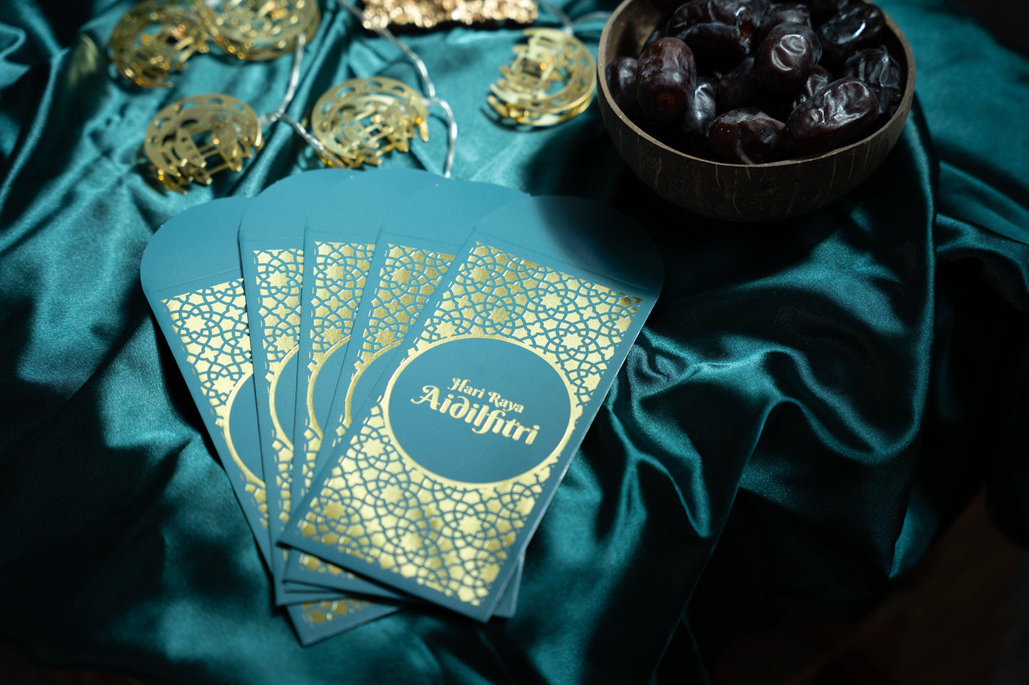 Get discount code by scanning the Raya angpao QR! - Clinelle